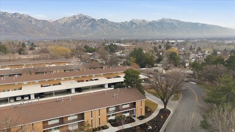 Tiny photo for 725 E THREE FOUNTAINS CIR #57, Murray, UT 84107 (MLS # 2132763)