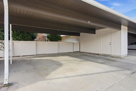 Tiny photo for 725 E THREE FOUNTAINS CIR #57, Murray, UT 84107 (MLS # 2132763)