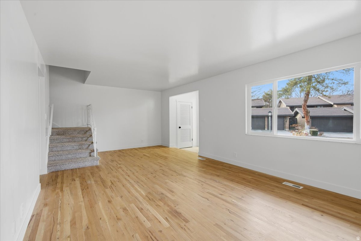 THREE FOUNTAINS - Residential