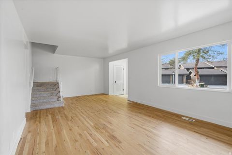 Tiny photo for 725 E THREE FOUNTAINS CIR #57, Murray, UT 84107 (MLS # 2132763)