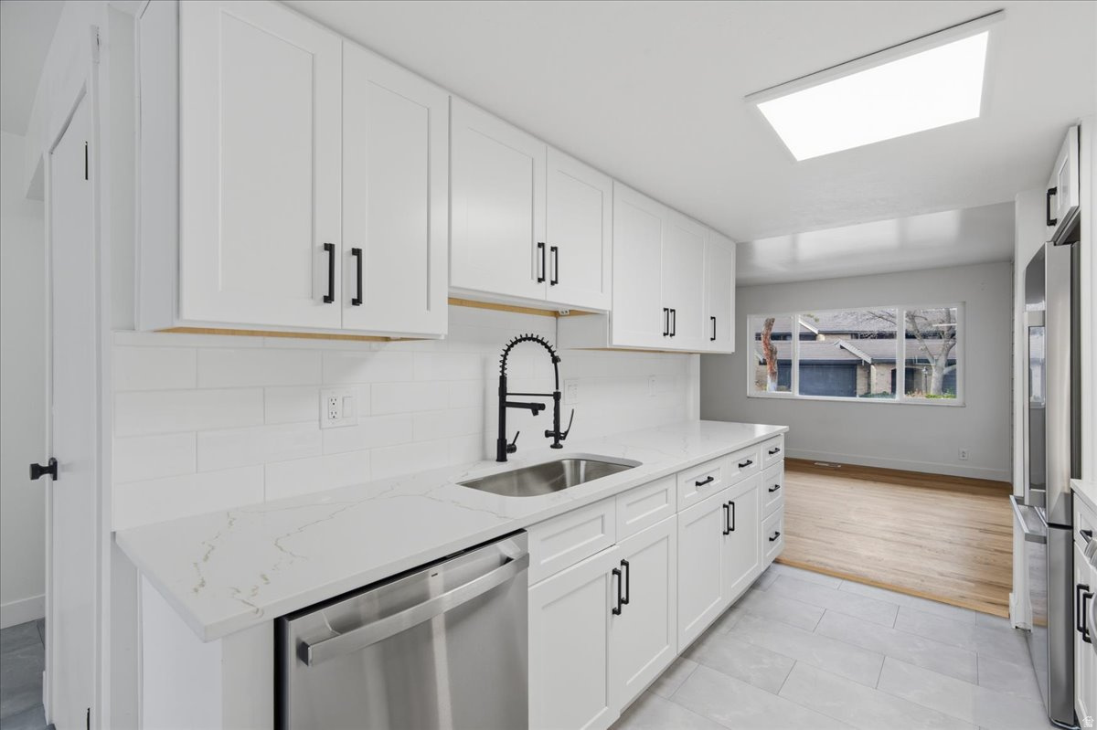 THREE FOUNTAINS - Residential