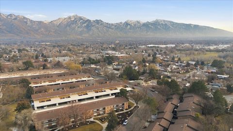 Tiny photo for 725 E THREE FOUNTAINS CIR #57, Murray, UT 84107 (MLS # 2132763)