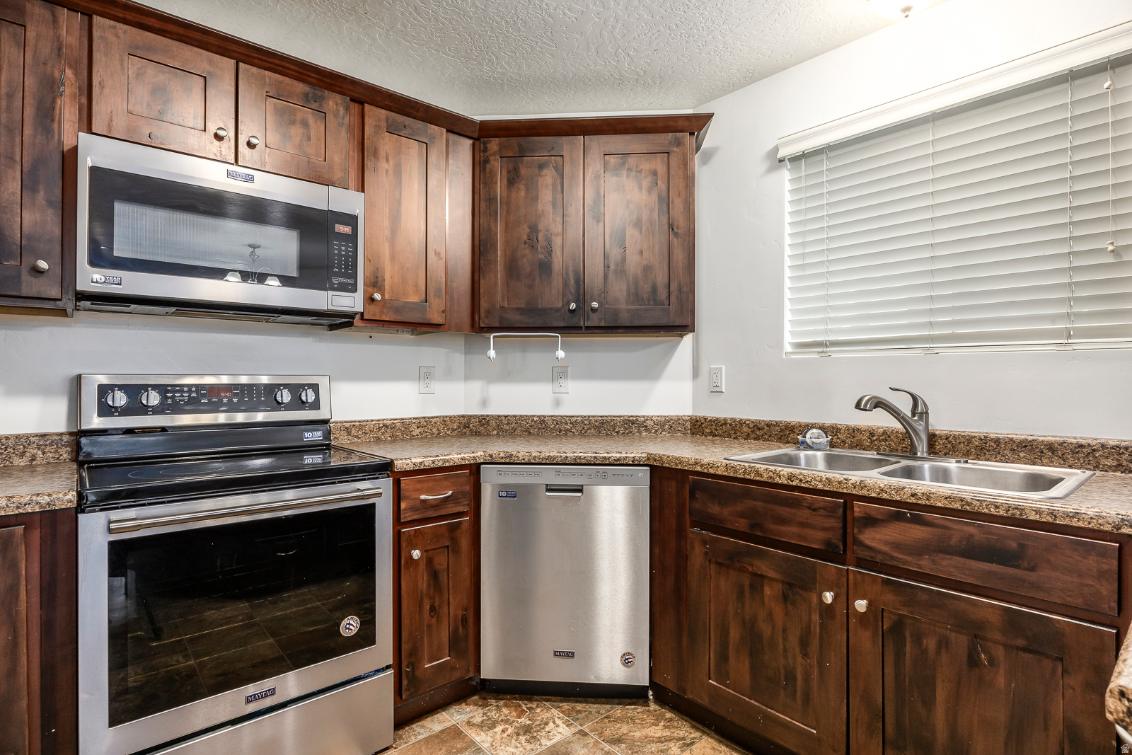 EAST TOWN VILLAGE PH 2 - Residential