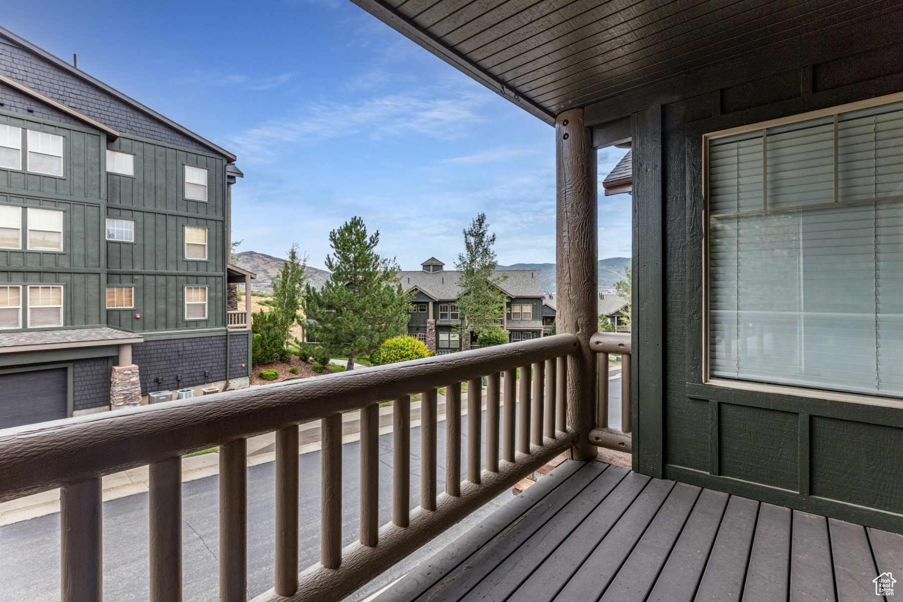 FOX BAY CONDOMINIUMS - Residential Lease