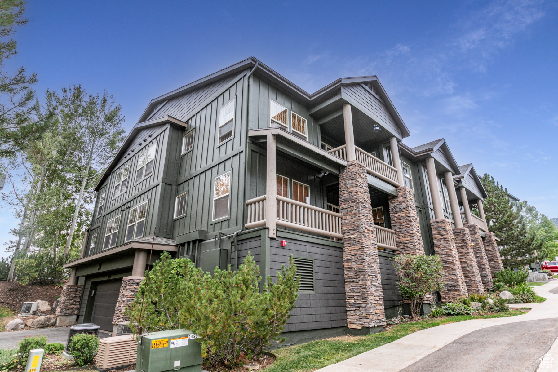 FOX BAY CONDOMINIUMS - Residential Lease