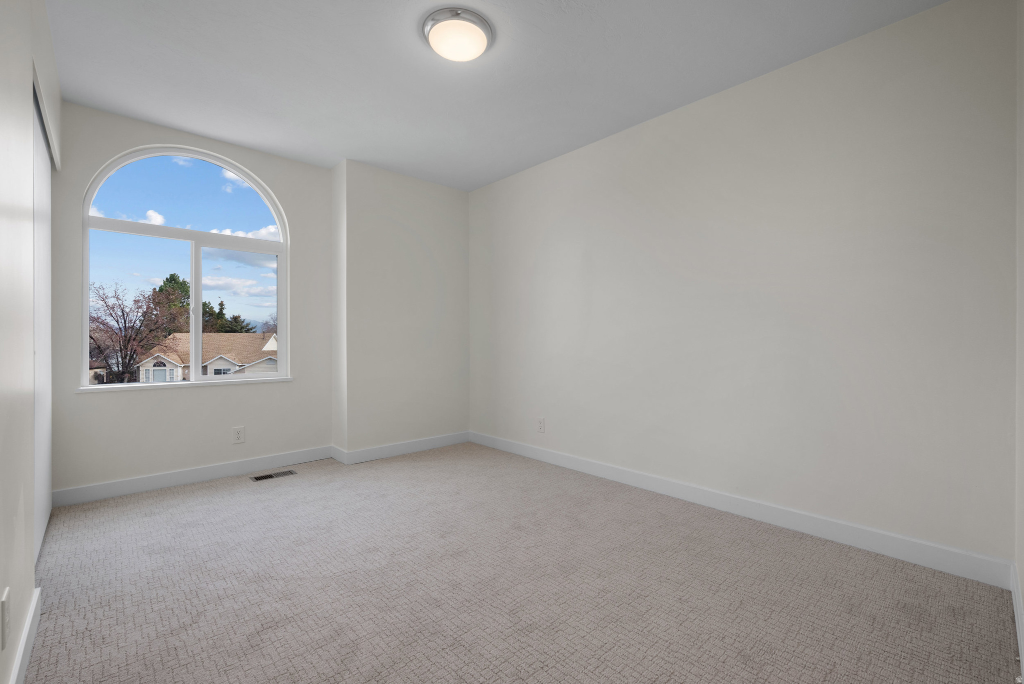 OXFORD STREET - Residential