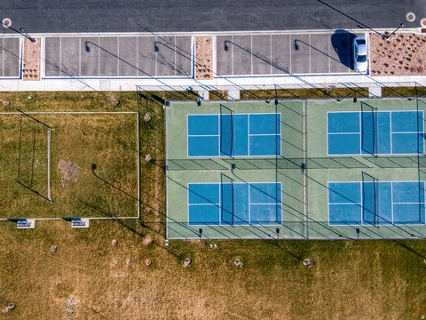 Tiny photo for 458 N TRIDENT DR, Saratoga Springs, UT 84045 (MLS # 2126226)