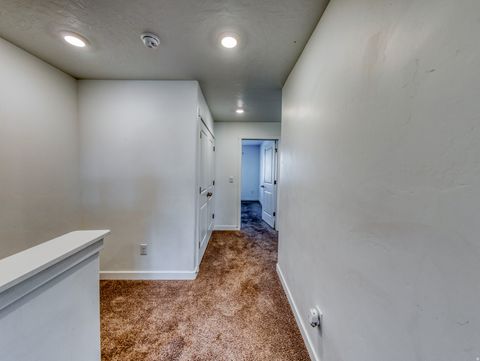 Tiny photo for 458 N TRIDENT DR, Saratoga Springs, UT 84045 (MLS # 2126226)