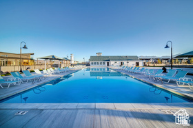 NORTHSHORE - Residential