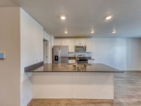 Tiny photo for 458 N TRIDENT DR, Saratoga Springs, UT 84045 (MLS # 2126226)