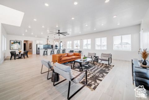 Tiny photo for 458 N TRIDENT DR, Saratoga Springs, UT 84045 (MLS # 2126226)