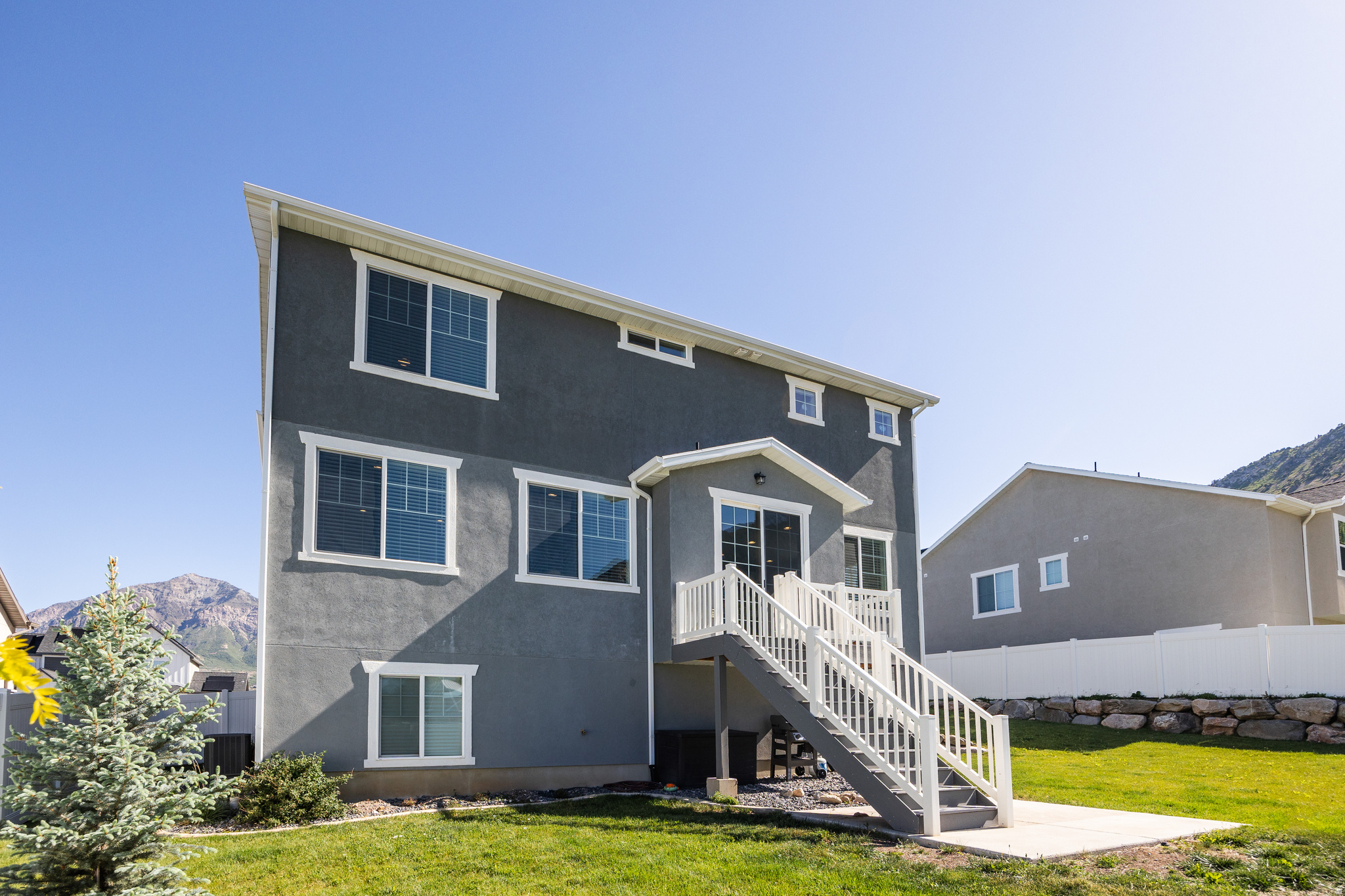 WARD FARMS 304 - Residential