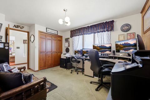 Tiny photo for 381 OAK LN, Kaysville, UT 84037 (MLS # 2169093)