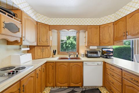Tiny photo for 381 OAK LN, Kaysville, UT 84037 (MLS # 2169093)