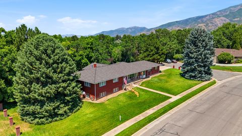 Tiny photo for 381 OAK LN, Kaysville, UT 84037 (MLS # 2169093)