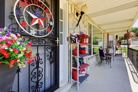 Tiny photo for 381 OAK LN, Kaysville, UT 84037 (MLS # 2169093)
