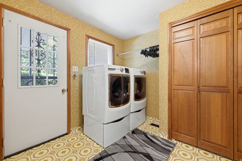 Tiny photo for 381 OAK LN, Kaysville, UT 84037 (MLS # 2169093)