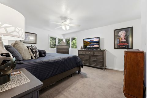 Tiny photo for 381 OAK LN, Kaysville, UT 84037 (MLS # 2169093)