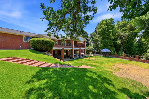 Tiny photo for 381 OAK LN, Kaysville, UT 84037 (MLS # 2169093)