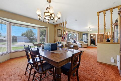 Tiny photo for 381 OAK LN, Kaysville, UT 84037 (MLS # 2169093)