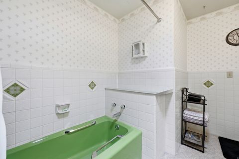 Tiny photo for 381 OAK LN, Kaysville, UT 84037 (MLS # 2169093)