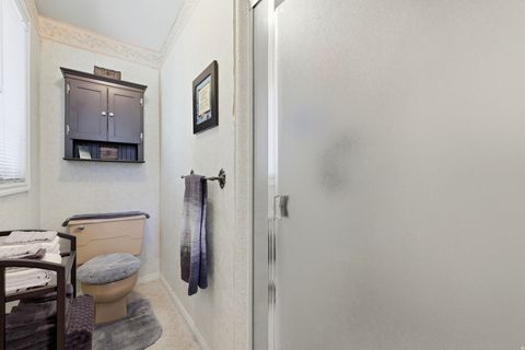 Tiny photo for 381 OAK LN, Kaysville, UT 84037 (MLS # 2169093)