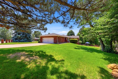 Tiny photo for 381 OAK LN, Kaysville, UT 84037 (MLS # 2169093)