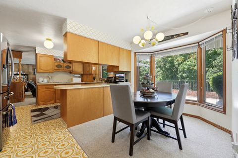 Tiny photo for 381 OAK LN, Kaysville, UT 84037 (MLS # 2169093)