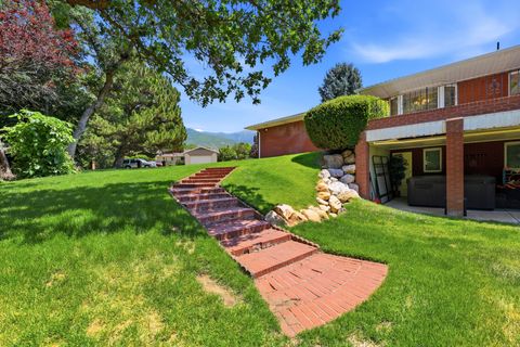 Tiny photo for 381 OAK LN, Kaysville, UT 84037 (MLS # 2169093)