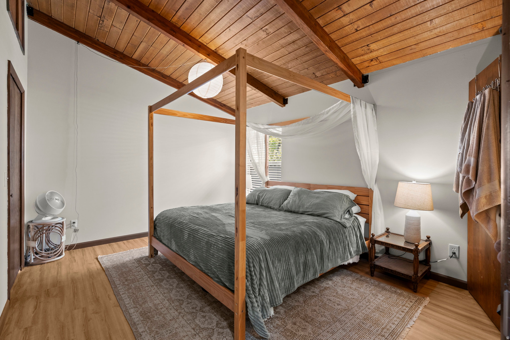 HIGHLAND PARK - Residential Income