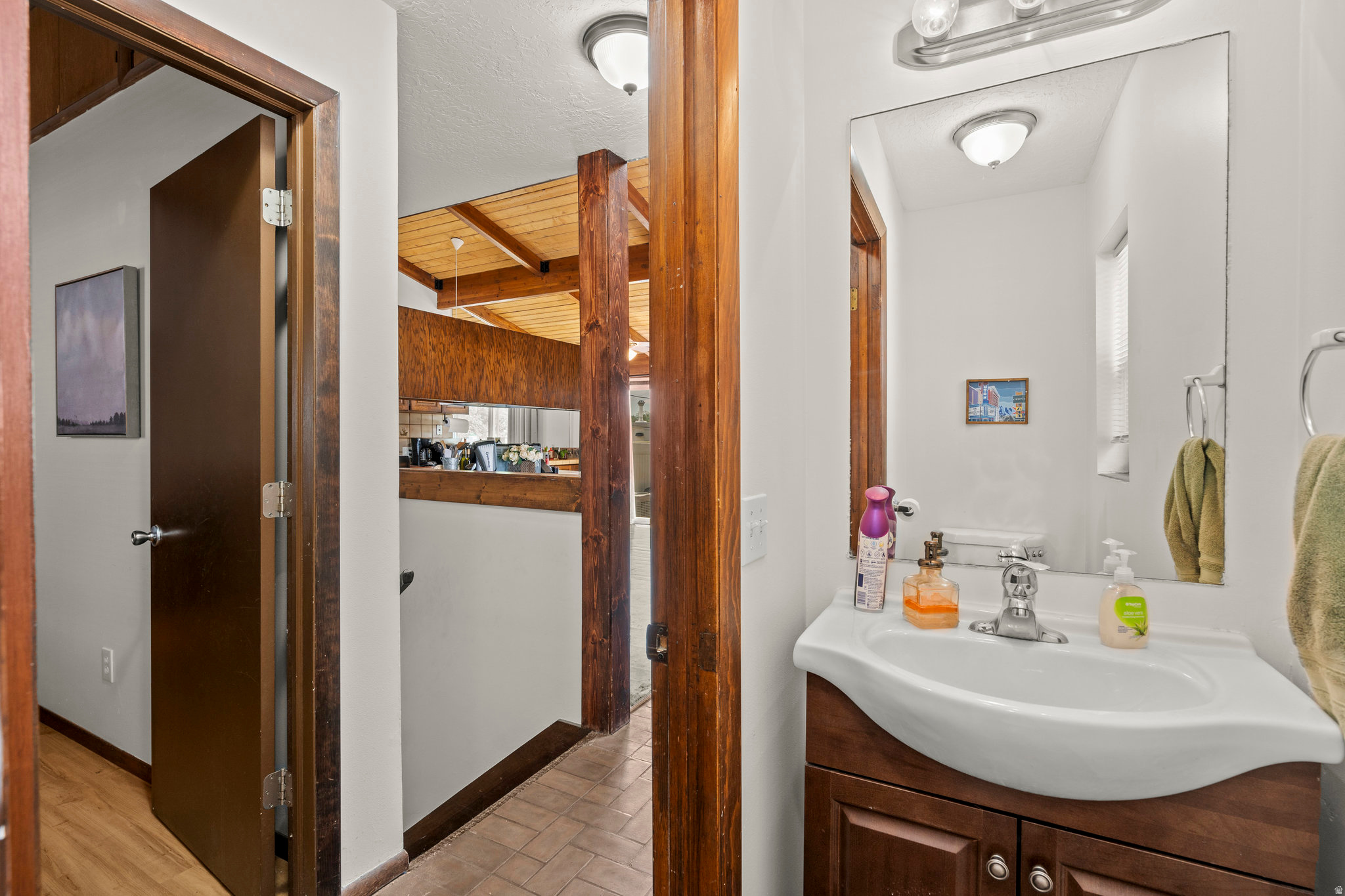 HIGHLAND PARK - Residential Income