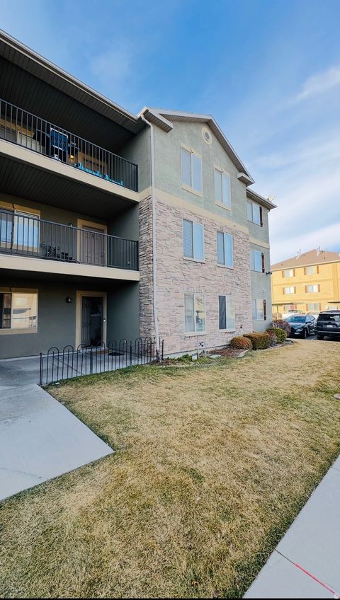 Tiny photo for 3543 E ROCK CREEK RD #4, Eagle Mountain, UT 84005 (MLS # 2141855)