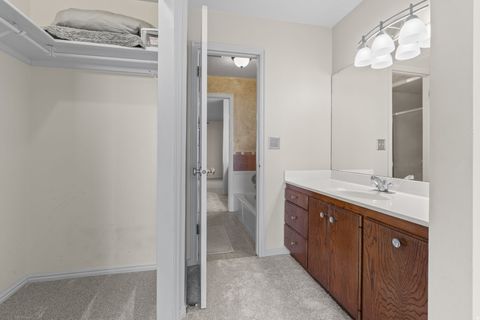 Tiny photo for 570 S 1800 E, Fruit Heights, UT 84037 (MLS # 2134311)