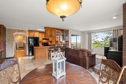Tiny photo for 570 S 1800 E, Fruit Heights, UT 84037 (MLS # 2134311)