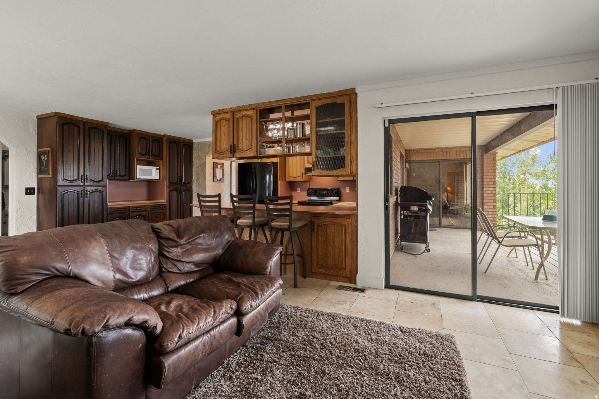 EASTOAKS - Residential