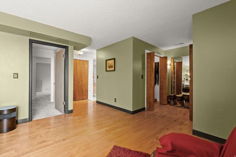 Tiny photo for 570 S 1800 E, Fruit Heights, UT 84037 (MLS # 2134311)