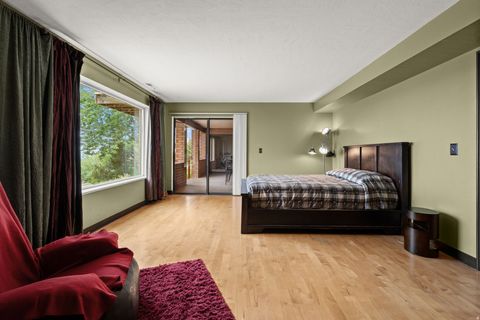 Tiny photo for 570 S 1800 E, Fruit Heights, UT 84037 (MLS # 2134311)