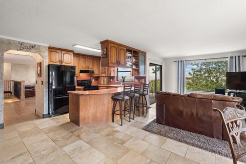 Tiny photo for 570 S 1800 E, Fruit Heights, UT 84037 (MLS # 2134311)