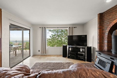 Tiny photo for 570 S 1800 E, Fruit Heights, UT 84037 (MLS # 2134311)