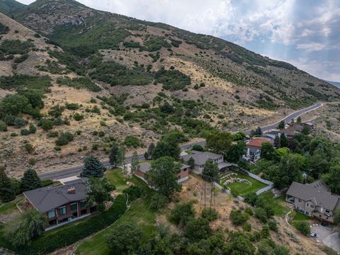 Tiny photo for 570 S 1800 E, Fruit Heights, UT 84037 (MLS # 2134311)