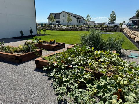 Tiny photo for 995 N TITAN DR, Lehi, UT 84043 (MLS # 2144173)