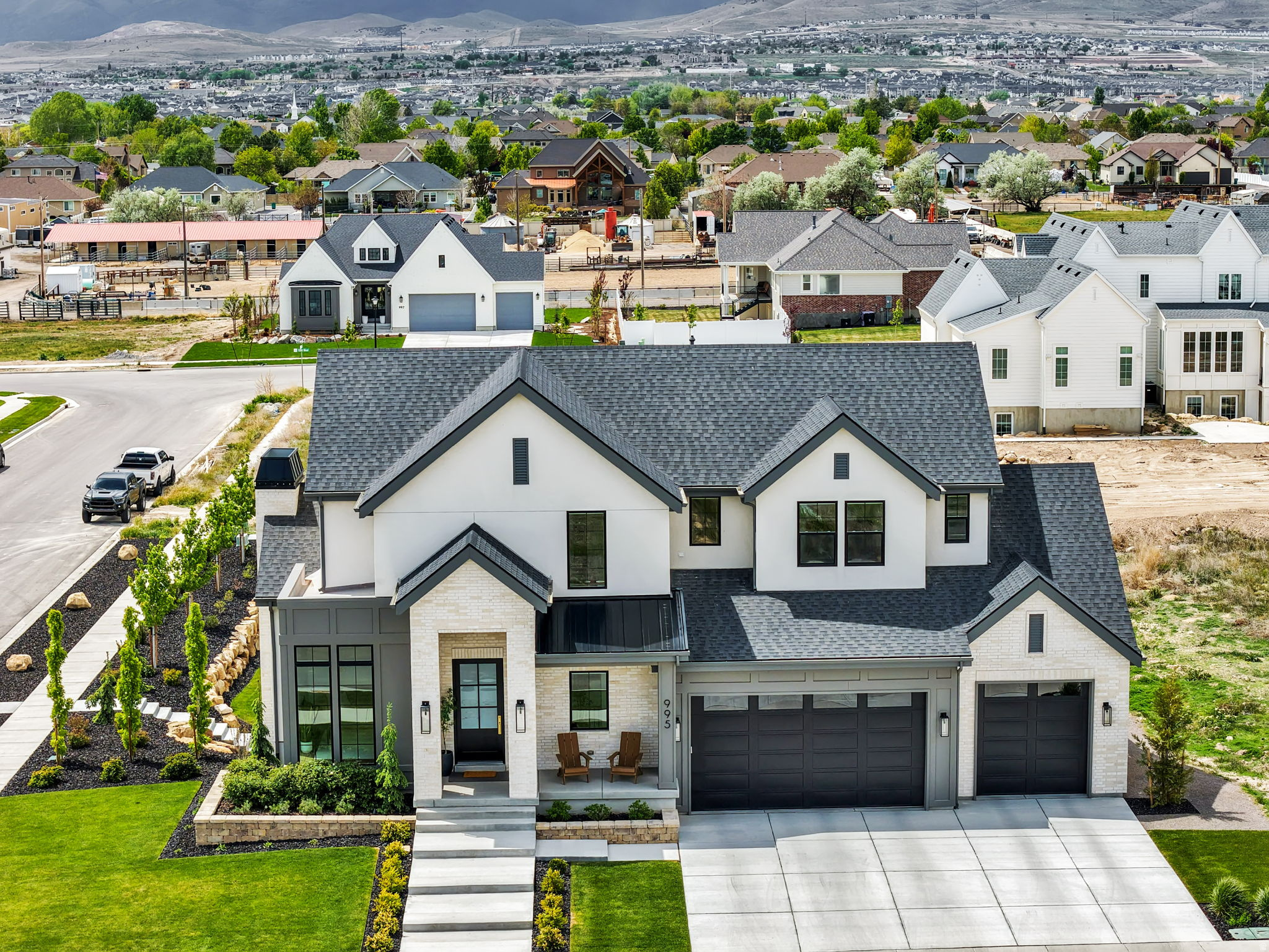 PIONEER HEIGHTS - Residential