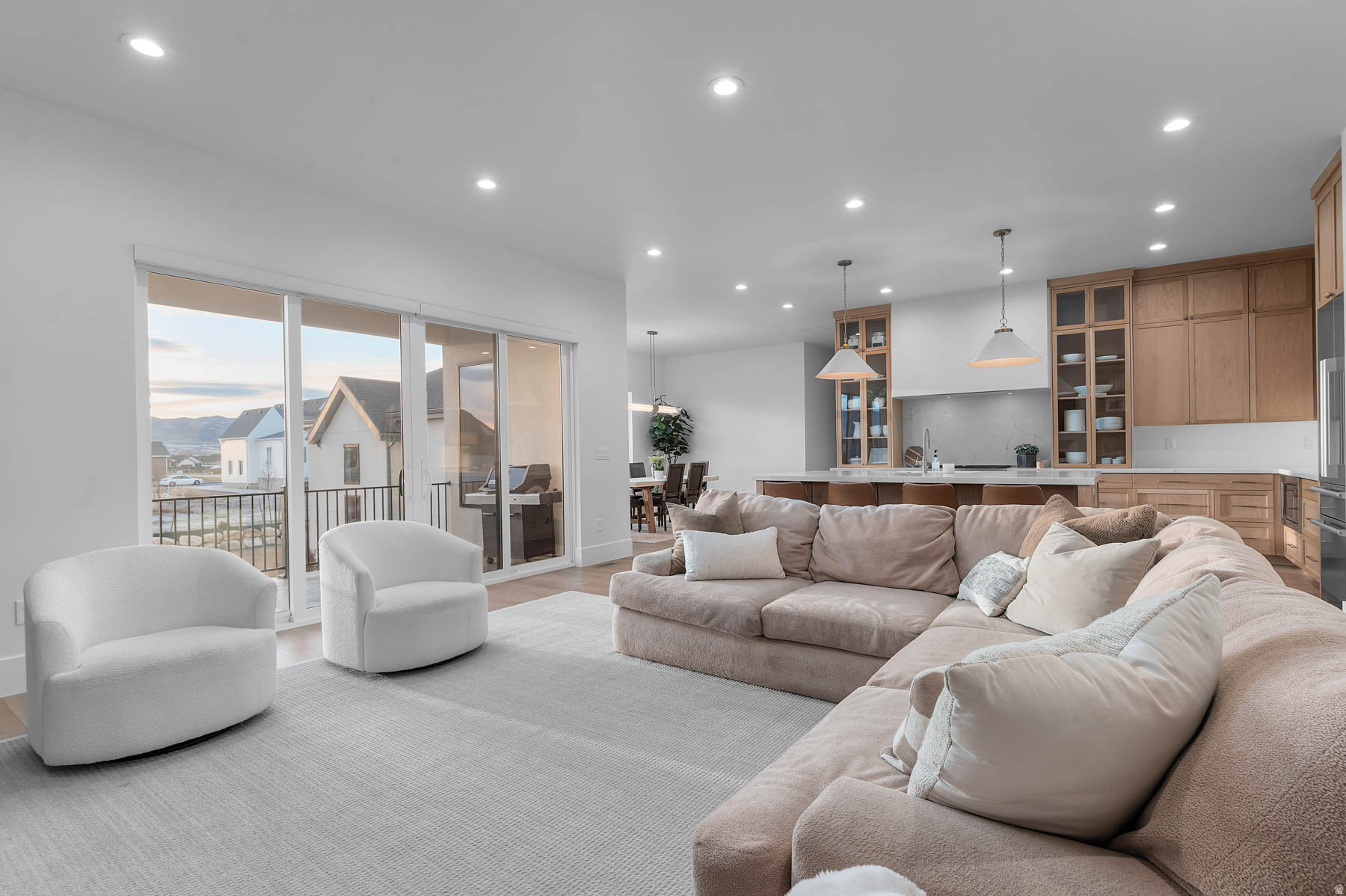 PIONEER HEIGHTS - Residential