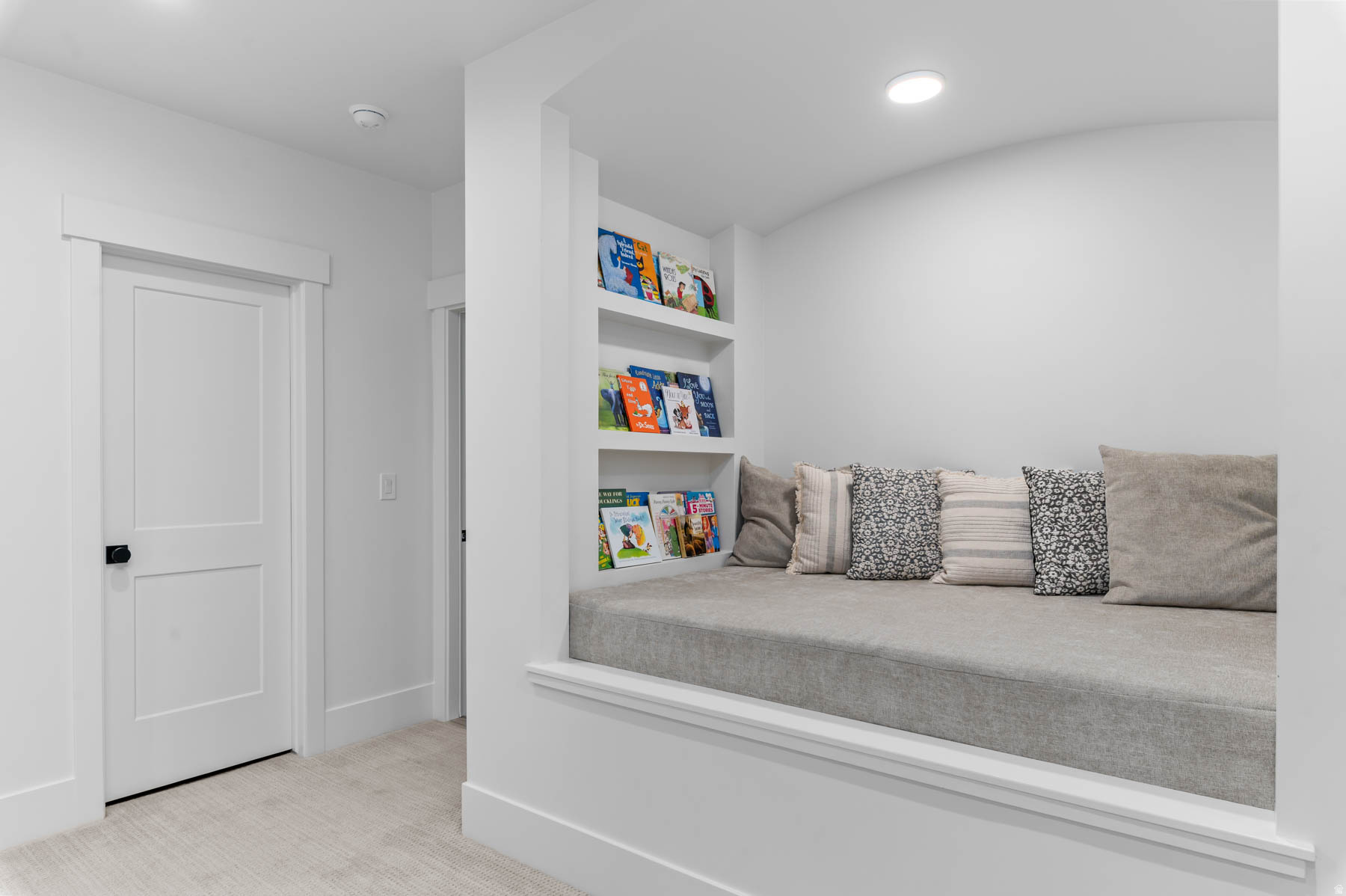 PIONEER HEIGHTS - Residential