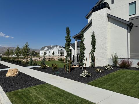 Tiny photo for 995 N TITAN DR, Lehi, UT 84043 (MLS # 2144173)