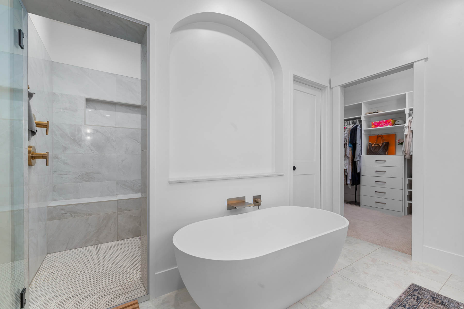 PIONEER HEIGHTS - Residential