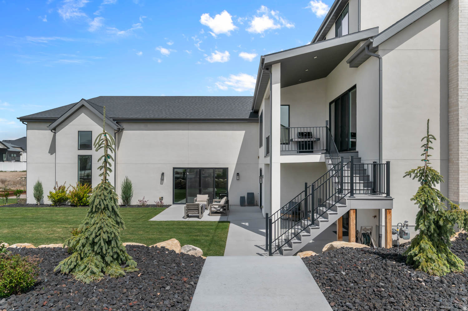 PIONEER HEIGHTS - Residential