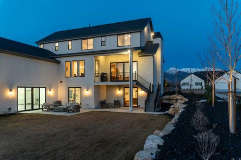 Tiny photo for 995 N TITAN DR, Lehi, UT 84043 (MLS # 2144173)