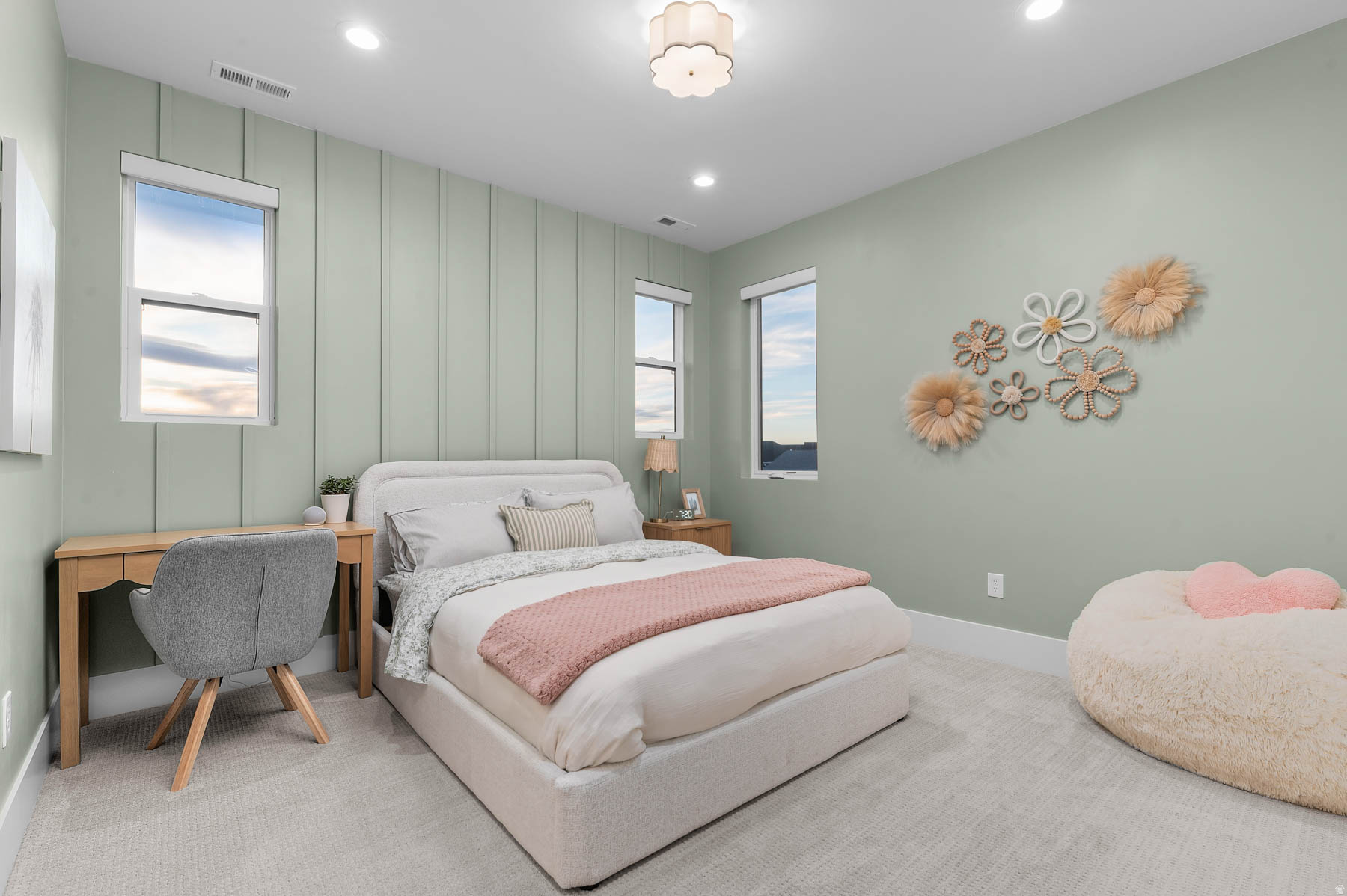 PIONEER HEIGHTS - Residential