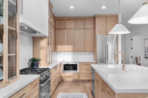 Tiny photo for 995 N TITAN DR, Lehi, UT 84043 (MLS # 2144173)